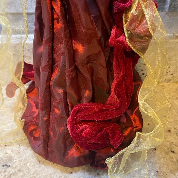 17” Dark Skin Red Velvet‎ Robe Christmas Tree Topper / Figurine - Picture 2 of 6